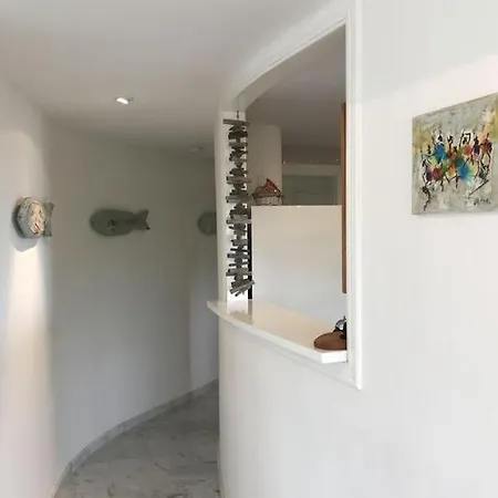 Apartment Luxurious Seafront *