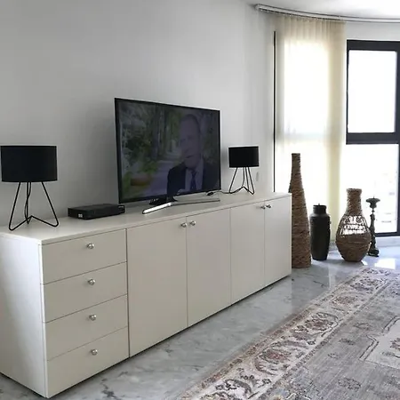 Apartment Luxurious Seafront *